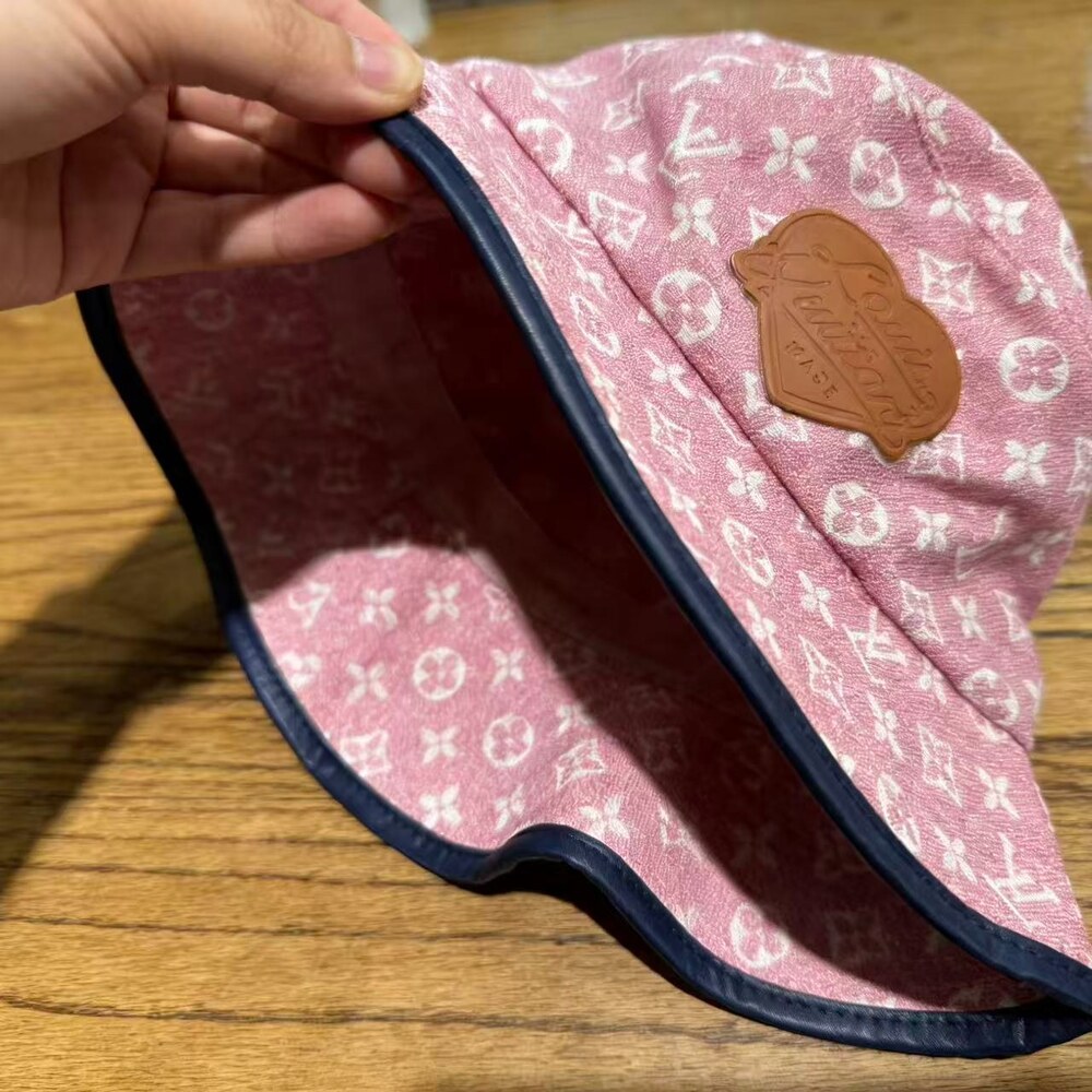 Louis Vuitton Monogram Bucket Hat Pink - Picture 2 of 4